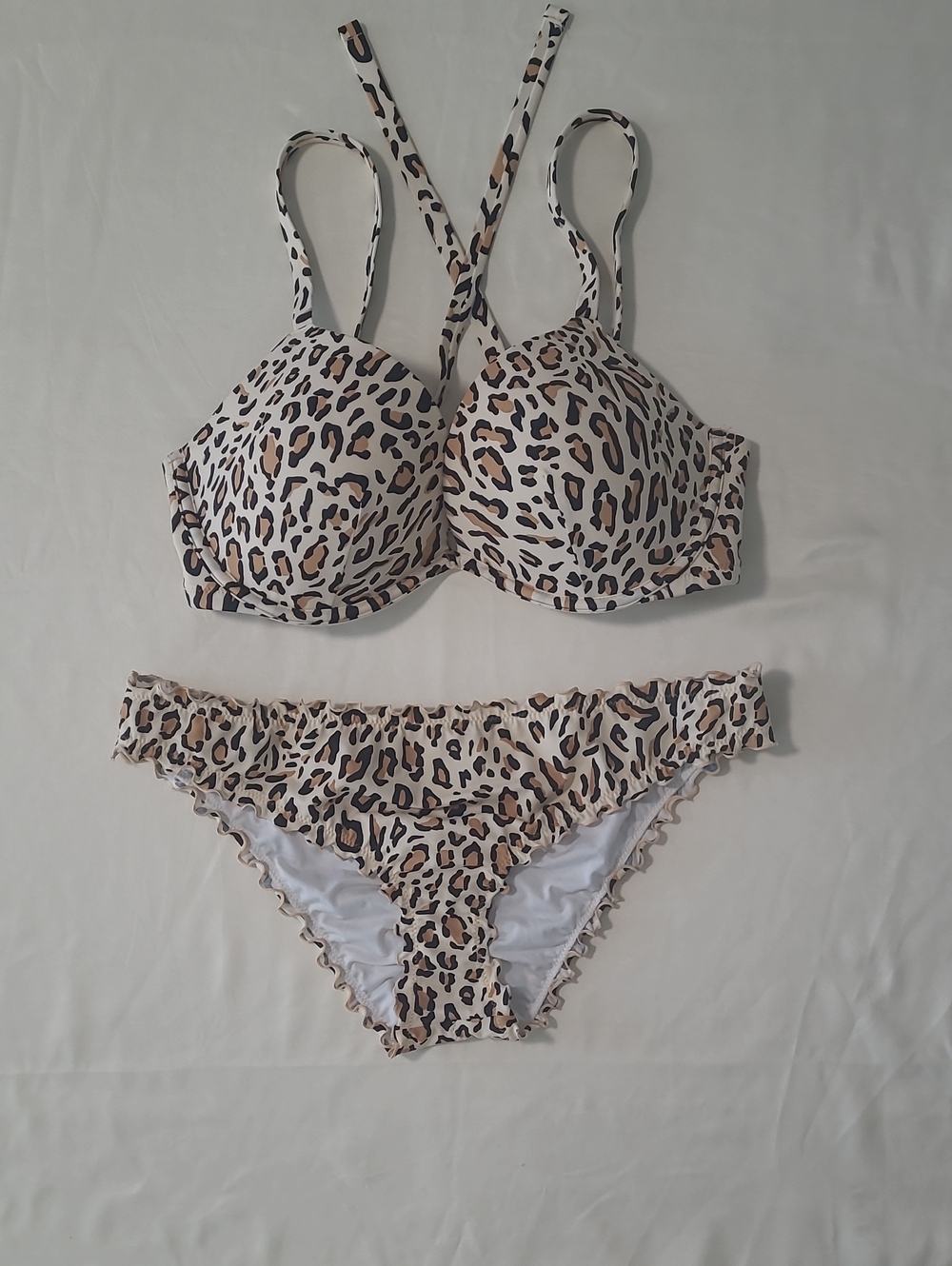 Shade & Shore Leopard Print Bikini Set - Beige & Black. Bottom L 36DD